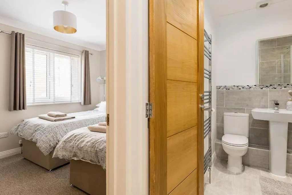 Bournemouth Sea Views, 2 Bed, Lift, Close To Shops 0*,