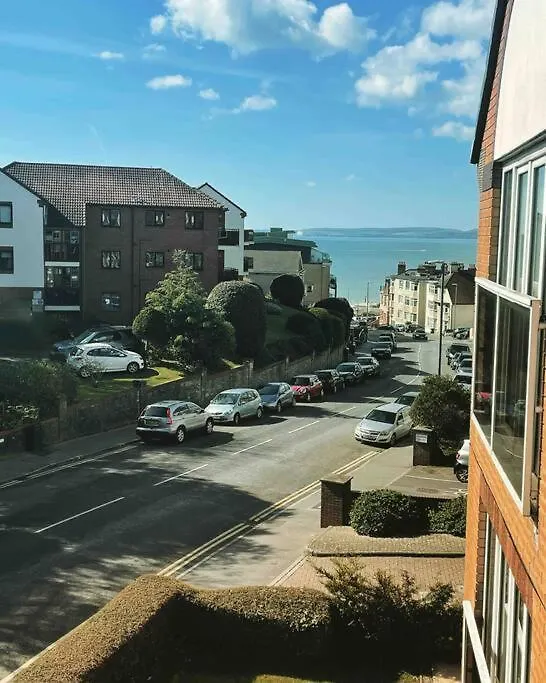 Apartment Bournemouth Sea Views, 2 Bed, Lift, Close To Shops United Kingdom