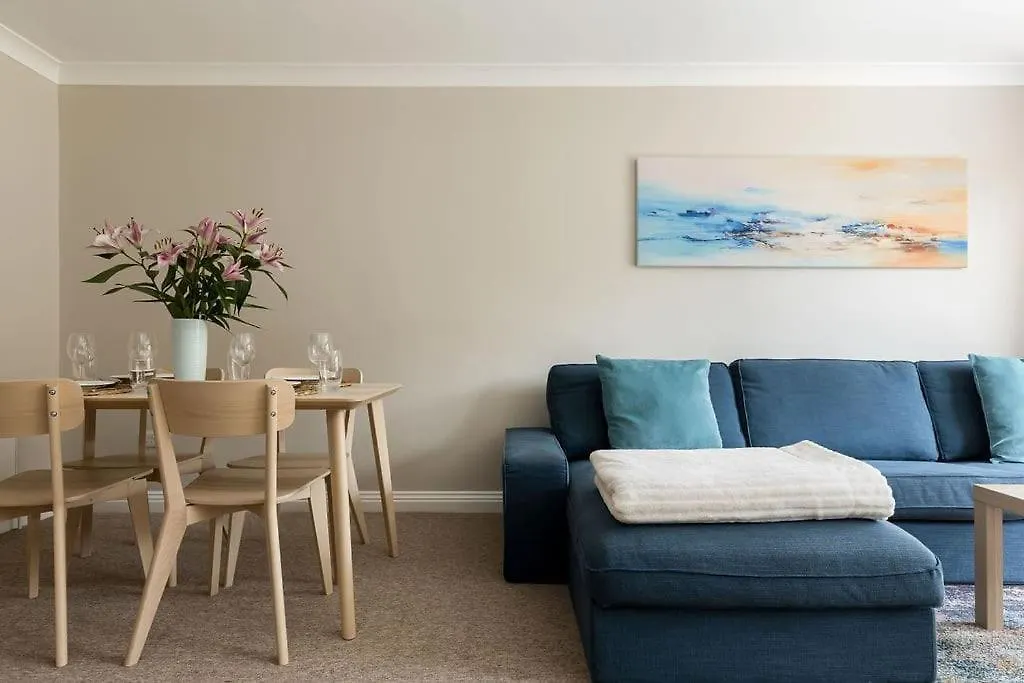 Bournemouth Sea Views, 2 Bed, Lift, Close To Shops Apartment