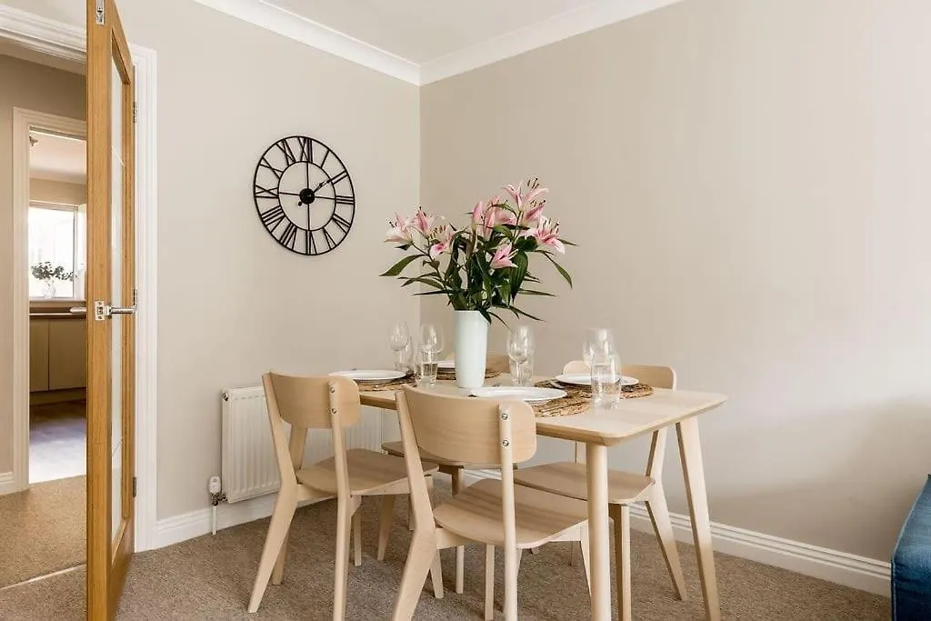 Bournemouth Sea Views, 2 Bed, Lift, Close To Shops United Kingdom